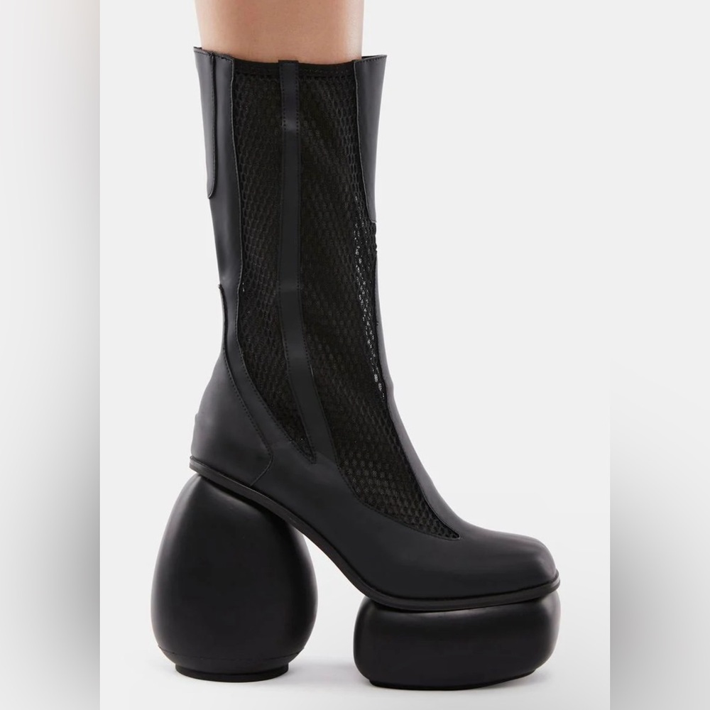 Poster girl platform boots